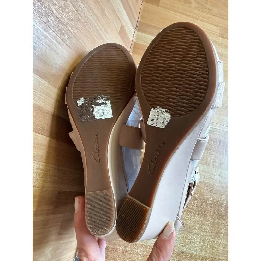 NIB Clarks Artisan Aisley Orchid Leather Wedge Sandals Nude Beige Pink 6.5M